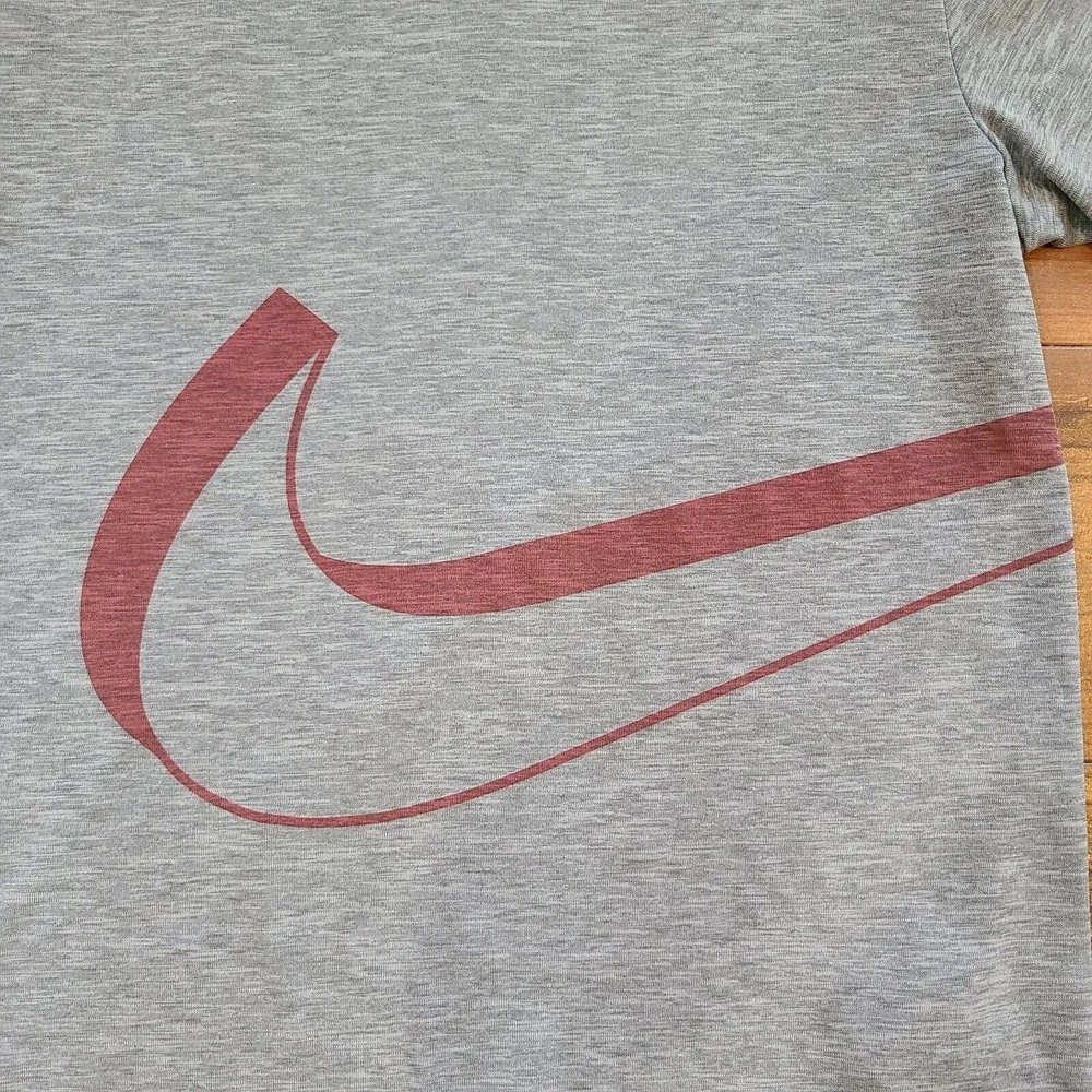 Nike Shirt Youth Kids XL Dry Fit Gray Sportswear Activewear Athleisure Casual‎